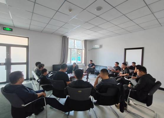 奎屯錦業(yè)工程管理服務(wù)有限公司 召開項(xiàng)目進(jìn)度匯報(bào)工作協(xié)調(diào)會(huì)
